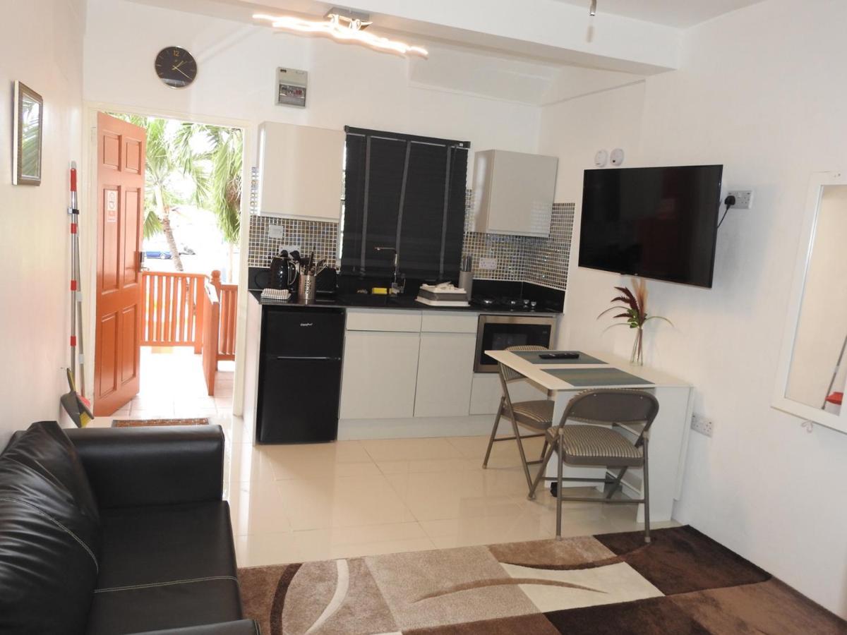 Belview Apartments Belmont Екстер'єр фото